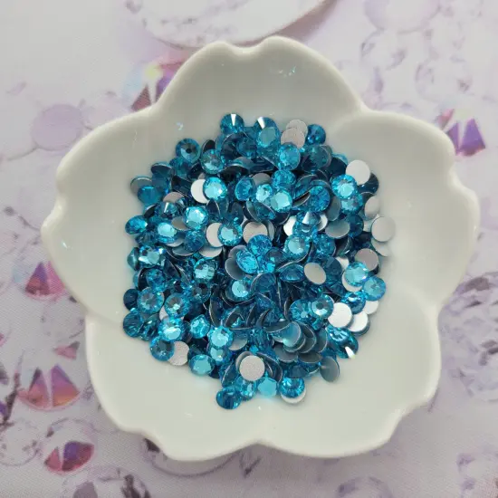 Aqua - KiraKira Glass Rhinestones by CrystalNinja {1}