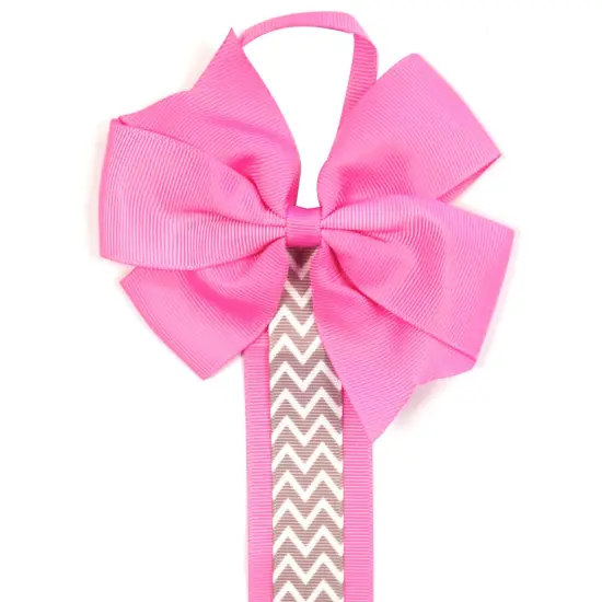 Wrapables Hair Clip and Hair Bow Holder, Hot Pink Chevron {1}