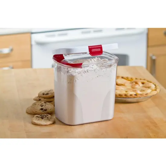 Prep Solutions by Progressive Flour Keeper with Built in Leveler, 3.8 Quart Capacity {4}