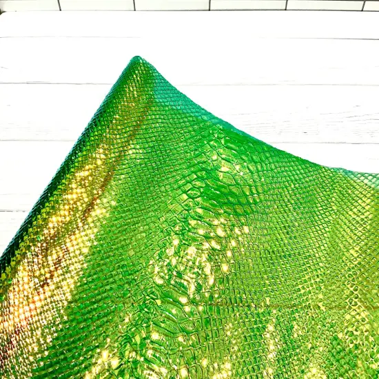 Transparent Holographic Snake White holographic {4}