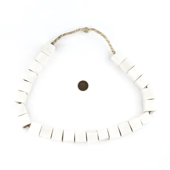 The Bead Chest Kenya White Bone Beads (Cube) {2}