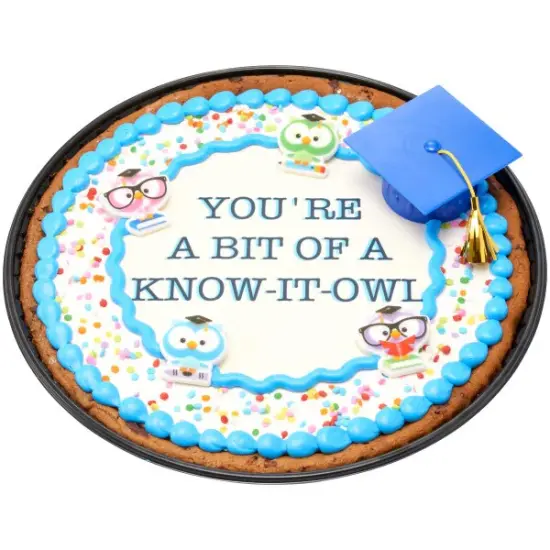 Graduation Blue Grad Cap with Tassels Layon Cake {5}
