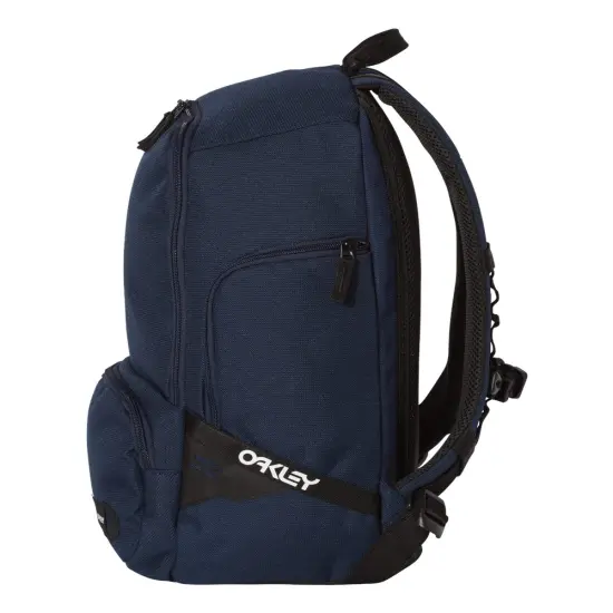 Oakley&reg; Street Organizing Backpack 22L Blackout {4}