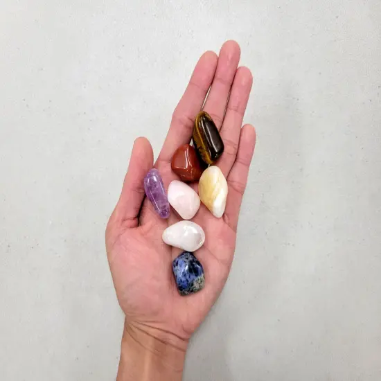 7 CHAKRA CRYSTAL Tumbled Set {4}