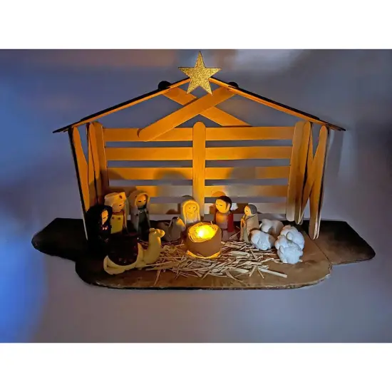 Christmas Nativity Scene Art Box. Kids Holiday Arts and Crafts {2}