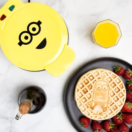 Uncanny Brands Minions Kevin Waffle Maker {1}