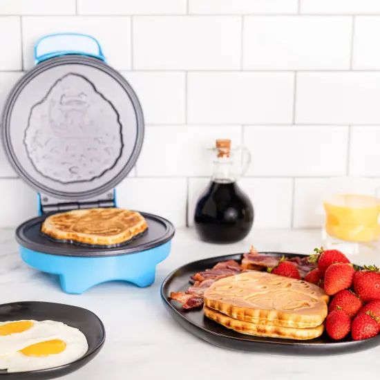 Uncanny Brands Bob Ross Waffle Maker {3}