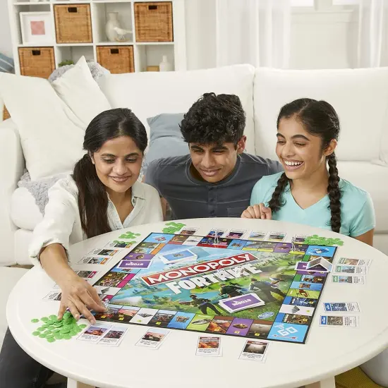 Fortnite Monopoly Collectors Edition Board Game {5}