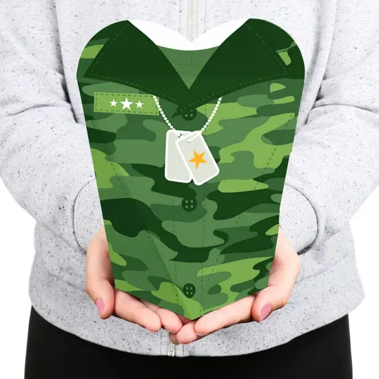 Big Dot of Happiness Camo Hero - Army Military Camouflage Party Favors - Gift Heart Shaped Favor Boxes for Women and Kids - Set of 12 {6}
