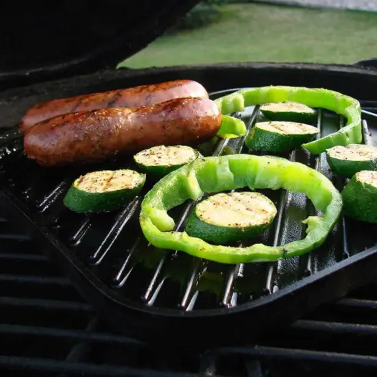 Lodge Logic LSRG3 Pre Seasoned Single Reversible Grill Griddle {5}