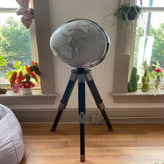 Willston 16&Prime; Grey Color Raised Relief Floor World Globe-Designer Series {3}