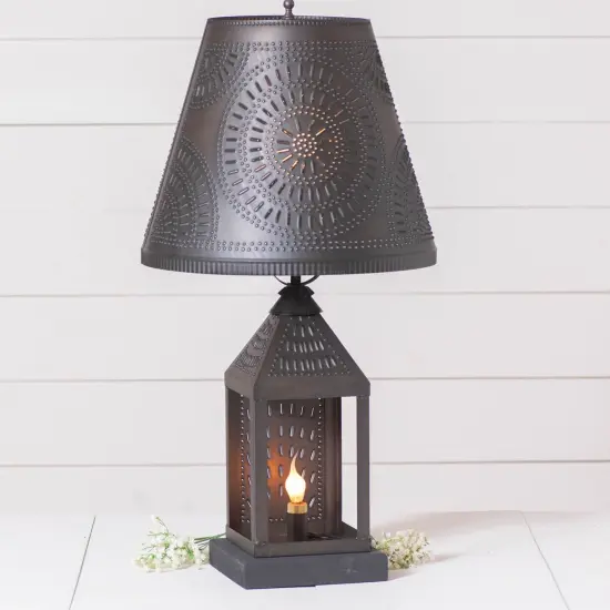 Irvins Country Tinware Valley Forge Lamp in Kettle Black with Shade {3}