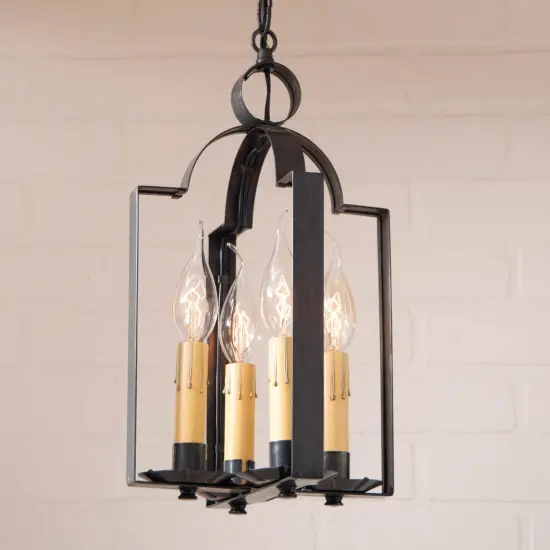 Irvins Country Tinware Four Light Saddle Light in Kettle Black {3}