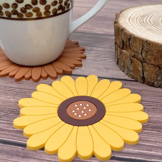Wrapables Sunflower Coasters, Trivet Mats, Pot Holders for Cups, Drinks, Pots and Pans (Set of 2) Large {10}
