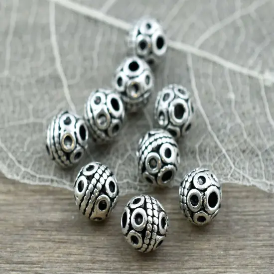 *50* 8mm Antique Silver Round Beads {2}