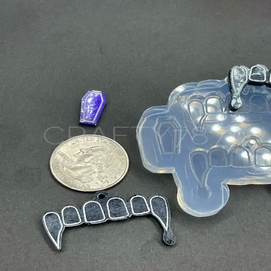 Vampire Teeth Dangle Earring Mold(C4) {4}