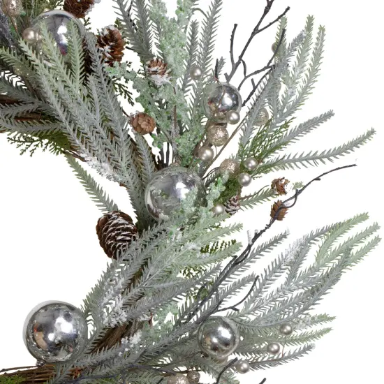 Northlight 28" Artificial Pine Frosted Christmas Wreath with Silver Berries-Unlit Green {3}
