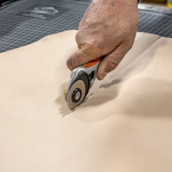 Realeather(R) Crafts Tooling Belly 6-8oz-Natural {2}