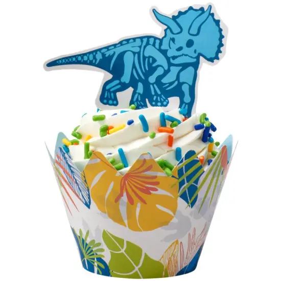Dinos Treat Wraps and Cupcake Pics {3}