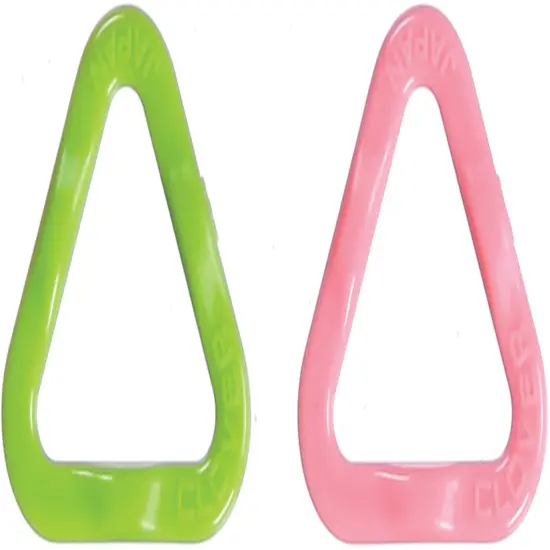 Clover Triangle Stitch Markers-Sizes 5 To 8 16/Pkg {2}