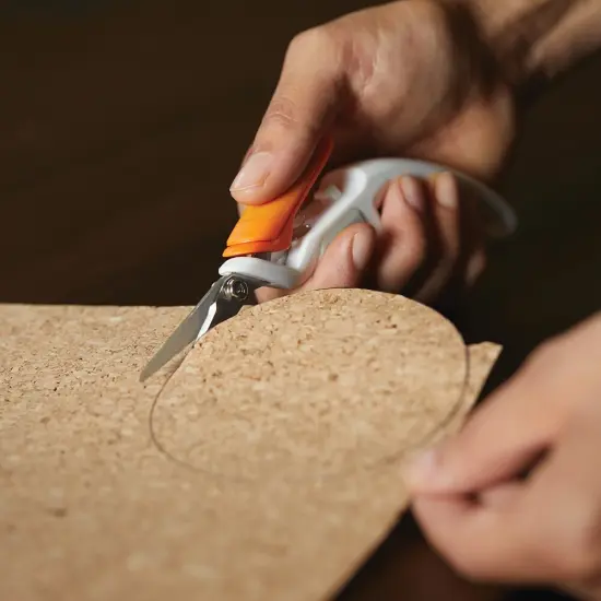 Fiskars Built to DIY Total Control Precision Scissors-7" {5}