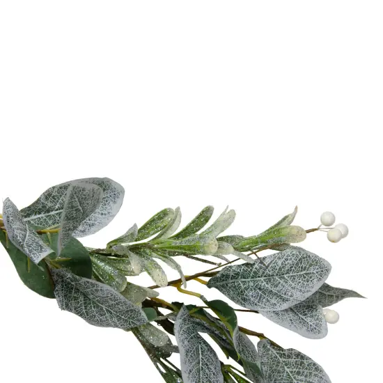 Northlight Iced Leaves and Winter Berries Artificial Christmas Garland - 5' x 6" - Unlit Green {4}
