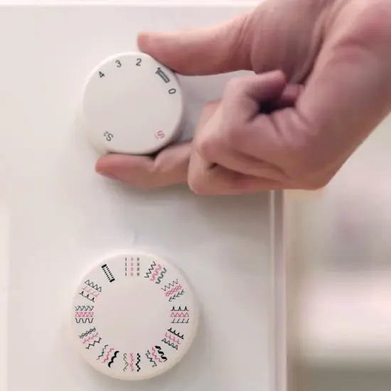 Eversewn Jasmine Mechanical Sewing Machine {2}