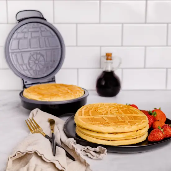 Uncanny Brands Star Wars Halo Death Star Waffle Maker {4}