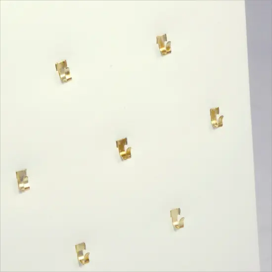 JewelrySupply Pendant Pad (26 Hooks) White {2}