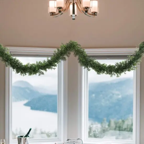 2-Pack: 9ft Boxwood Garland with 385 Tips {2}