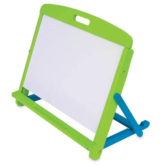 Kids Tabletop Easel {2}