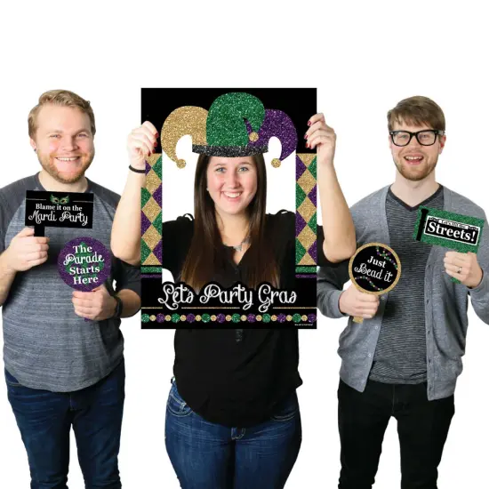Big Dot of Happiness Mardi Gras - Masquerade Party Selfie Photo Booth Picture Frame & Props - Printed on Sturdy Material {1}