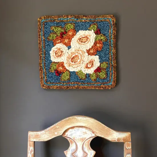 Winter Bouquet Locker Hooking Kit {3}