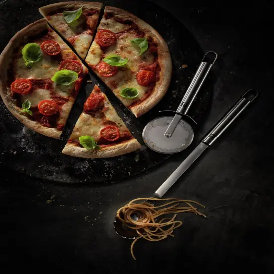 ZWILLING Pro Pizza Cutter {3}