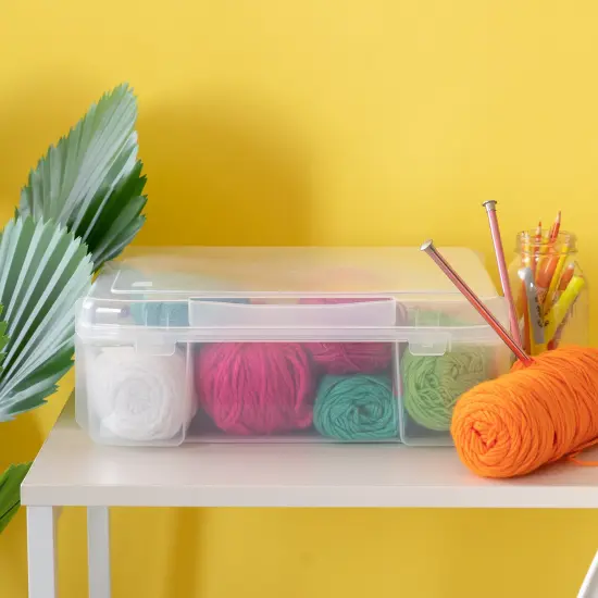 IRIS USA Fits 12" x 12" Paper Thick Portable Plastic Scrapbook Project Case with Built-in Handle {5}