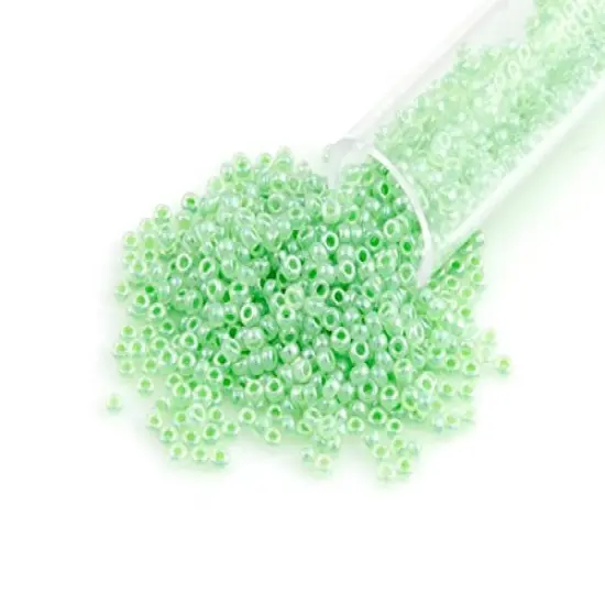 Miyuki Round Rocaille Seed Bead 15/0 Ceylon Light Green {4}