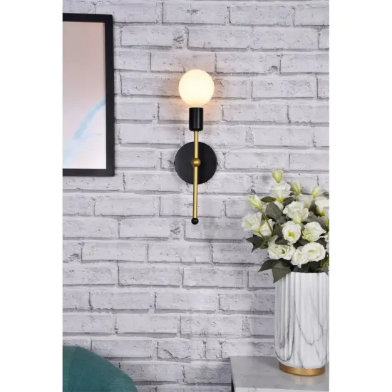 Keely 1 light black and brass wall sconce {2}