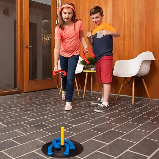 Rubber Horseshoe Set {2}