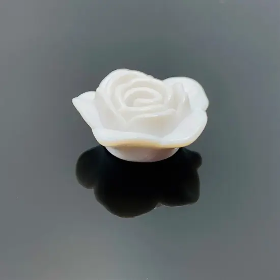 4, 20 or 50 Pieces: White Chunky Rose Flower Beads {3}