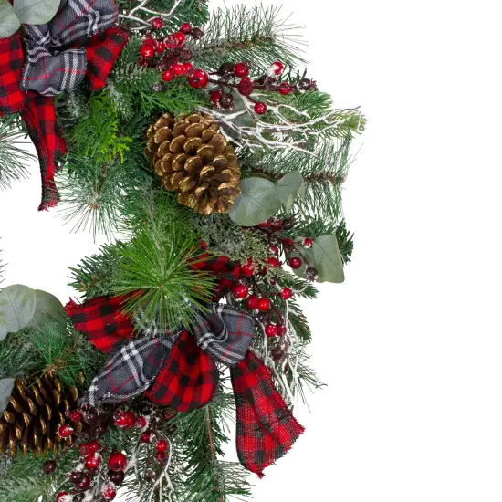 Northlight Dual Plaid and Berries Artificial Christmas Wreath - 24" - Unlit Green {5}
