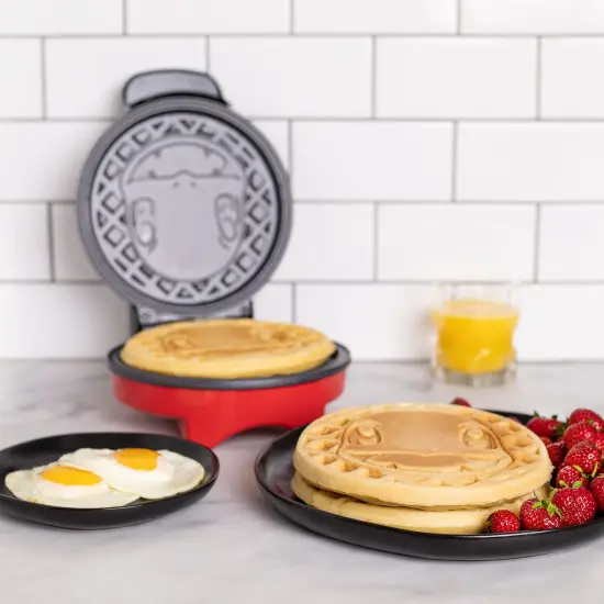 Uncanny Brands Pokemon Charmander Waffle Maker {3}