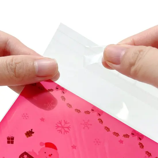 Wrapables Transparent Self-Adhesive 4" x 4" Candy and Cookie Bags, Favor Treat Bags for Christmas Parties and Holidays (200pcs) Snowman Sleigh {3}