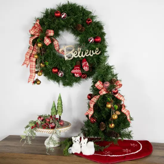 Northlight Dakota Red Pine Artificial Christmas Wreath with Pine Cones - 24" - Unlit Green {3}