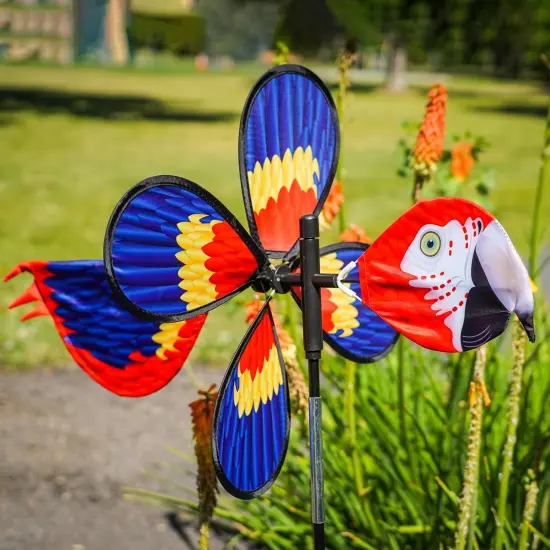 Pivoting Parrot Bird Spinner {3}