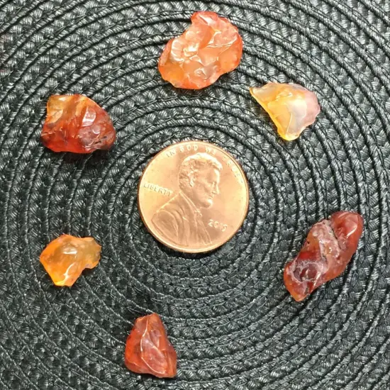 Carnelian Crystal Chips &ndash; Size XS {3}