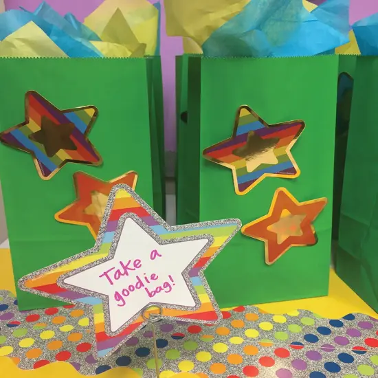 Carson Dellosa &ndash; Rainbow and Foil Stars Colorful Cut-Outs, Classroom D&eacute;cor, 39 Pieces {2}