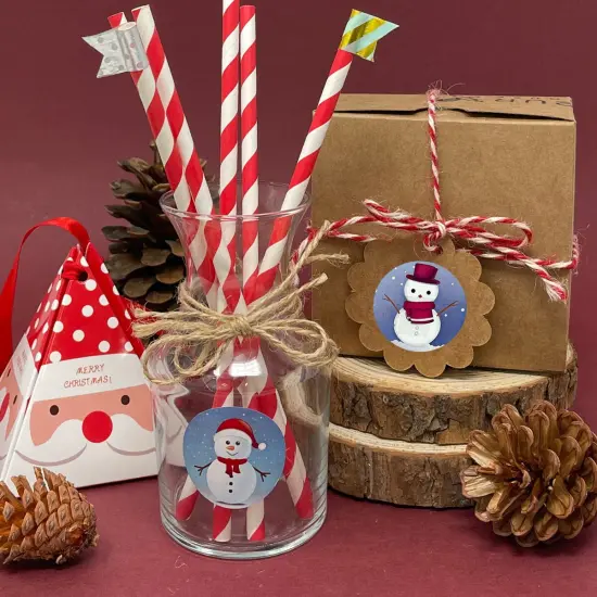 Wrapables Christmas Stickers Label Roll, Holiday Stickers for Sealing Cards, Envelopes, Gift Boxes, Festive Party Favors (500 pcs) Snowmen {4}