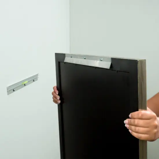 Hangman Lite 12" W/Walldogs-100lbs {3}