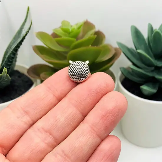 4, 20 or 50 Pieces: Antique Silver Owl Spacer Beads, 11x11mm - Double Sided {5}