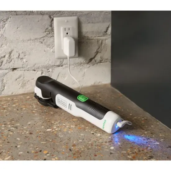 BLACK+DECKER Reviva 12V MAX* Oscillating Multitool (REVCOM12C) {5}